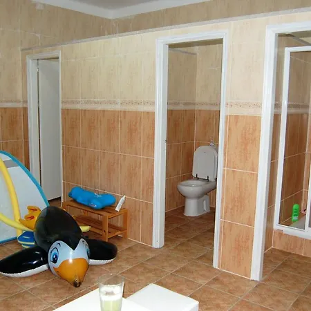 4 Bedrooms House With Shared Pool Garden And Wifi At Vila Fernando *