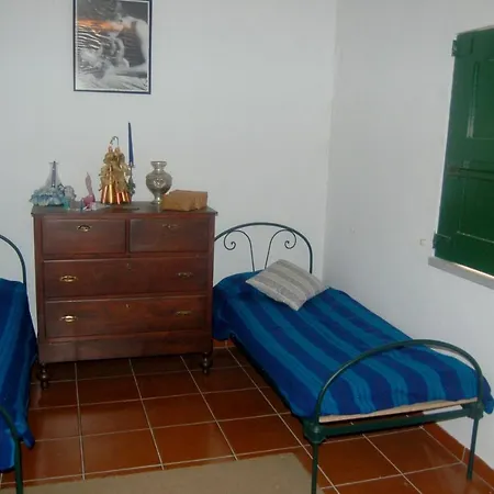 4 Bedrooms House With Shared Pool Garden And Wifi At Vila Fernando * Vila Fernando (Guarda)