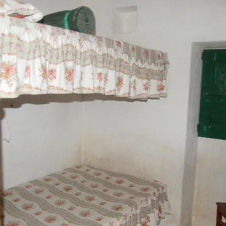 Σπίτι διακοπών 4 Bedrooms House With Shared Pool Garden And Wifi At Vila Fernando