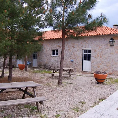 4 Bedrooms House With Shared Pool Garden And Wifi At Vila Fernando Vila Fernando (Guarda)